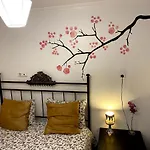 Alfama Sao Crispim Lisbona