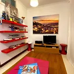 Alfama Sao Crispim Lizbona