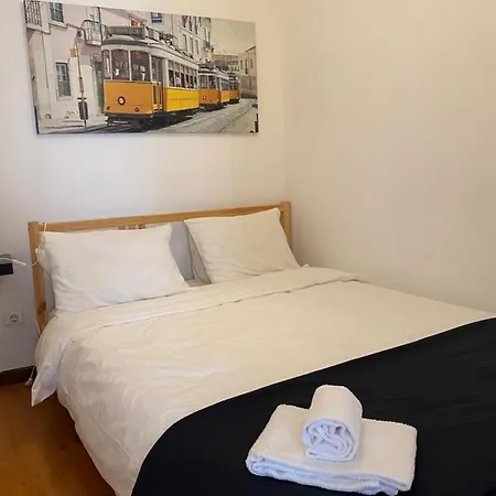 Alfama Sao Crispim Lisboa