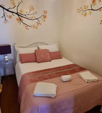 Alfama Sao Crispim *