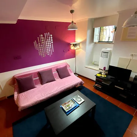 Alfama Sao Crispim Апартаменты *