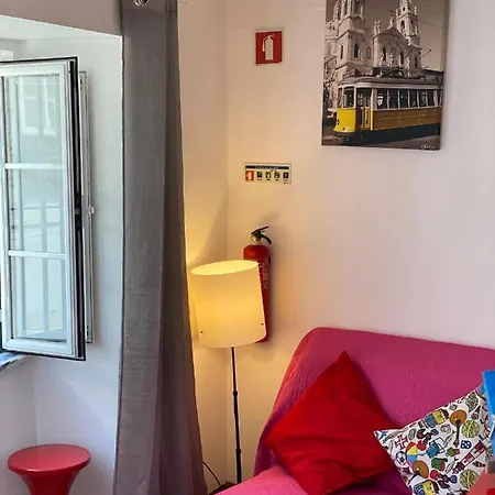 Alfama Sao Crispim